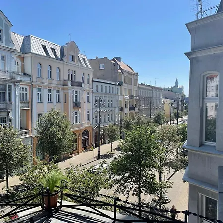 Teatralny Gdanska No.81