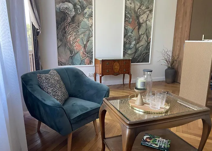 Teatralny Gdanska No.81