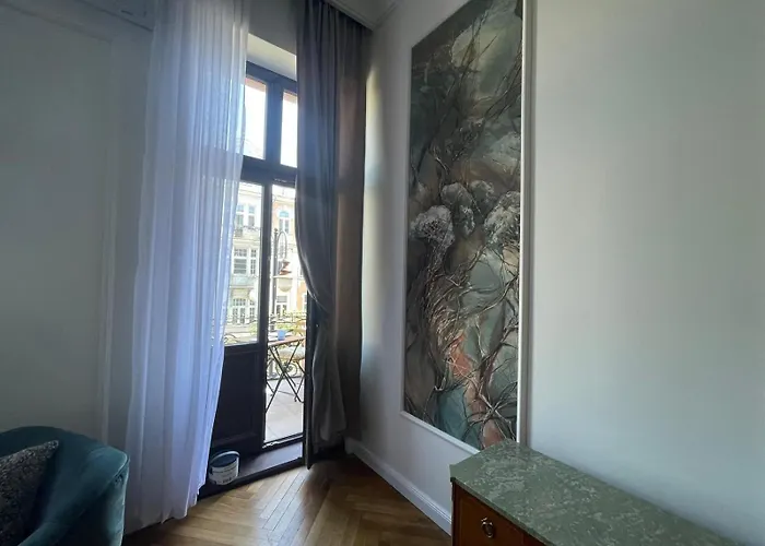 Apartment Teatralny Gdanska No.81 *