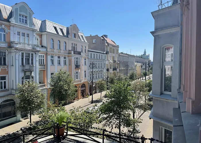 Teatralny Gdanska No.81